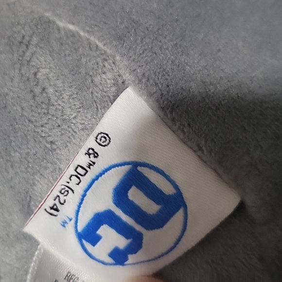 Mattel DC Cuutopia Batman Plush Toy, Super Hero Soft Rounded Pillow Doll 10-inch - Picture 5 of 6